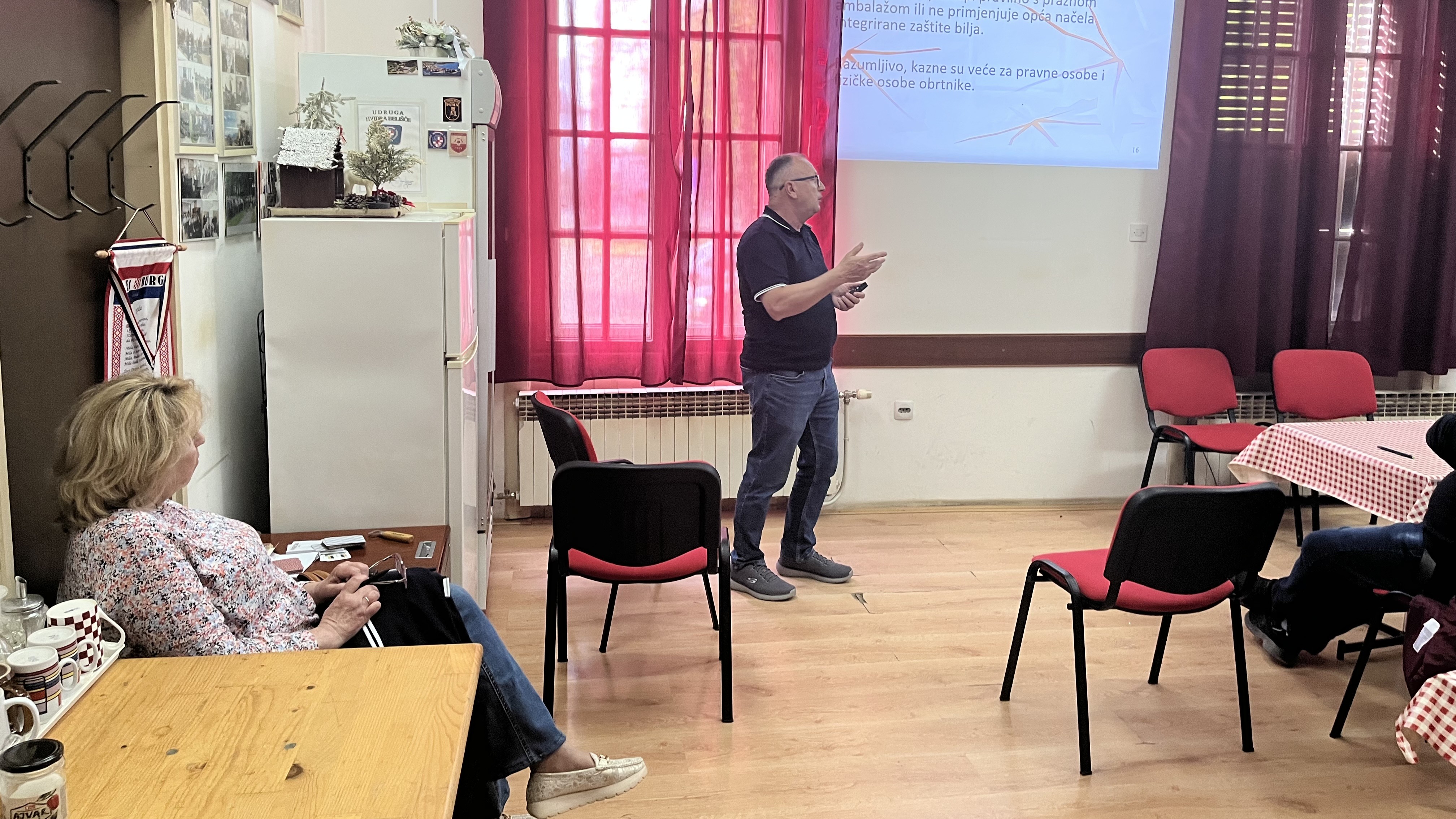 Provedena izobrazba za produljenje valjanosti iskaznice i polaganje dopunske izobrazbe za održivu uporabu pesticida