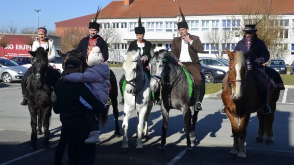 Započele pripreme za 8. Pokladno jahanje u Petrijevcima