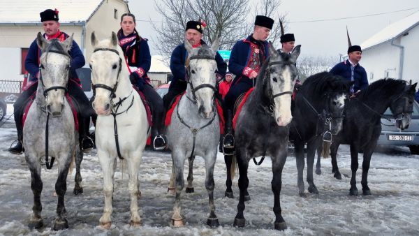 Održano tradicionalno pokladno jahanje u Bistrincima