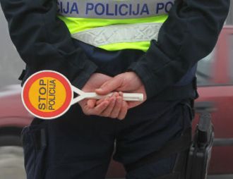 Zbog rekonstrukcije mosta – zatvorena cesta