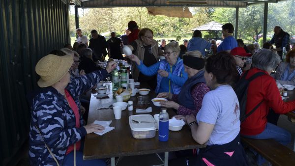 Ugodno druženje uz kotliće