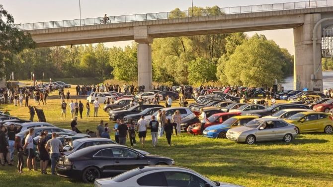  Održan prvi “Cars & Coffee #1” u Belišću u organizaciji Auto kluba Redline 