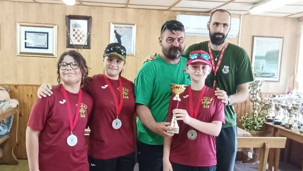 Kadetkinje Karasa plasirale se u završnicu